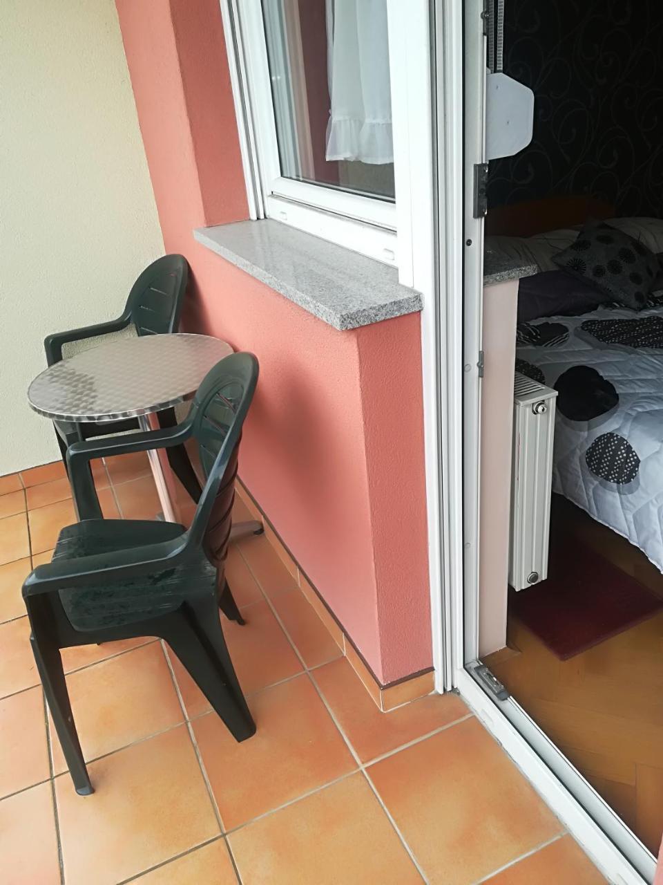Guesthouse Sava スラヴォンスキ・ブロド エクステリア 写真