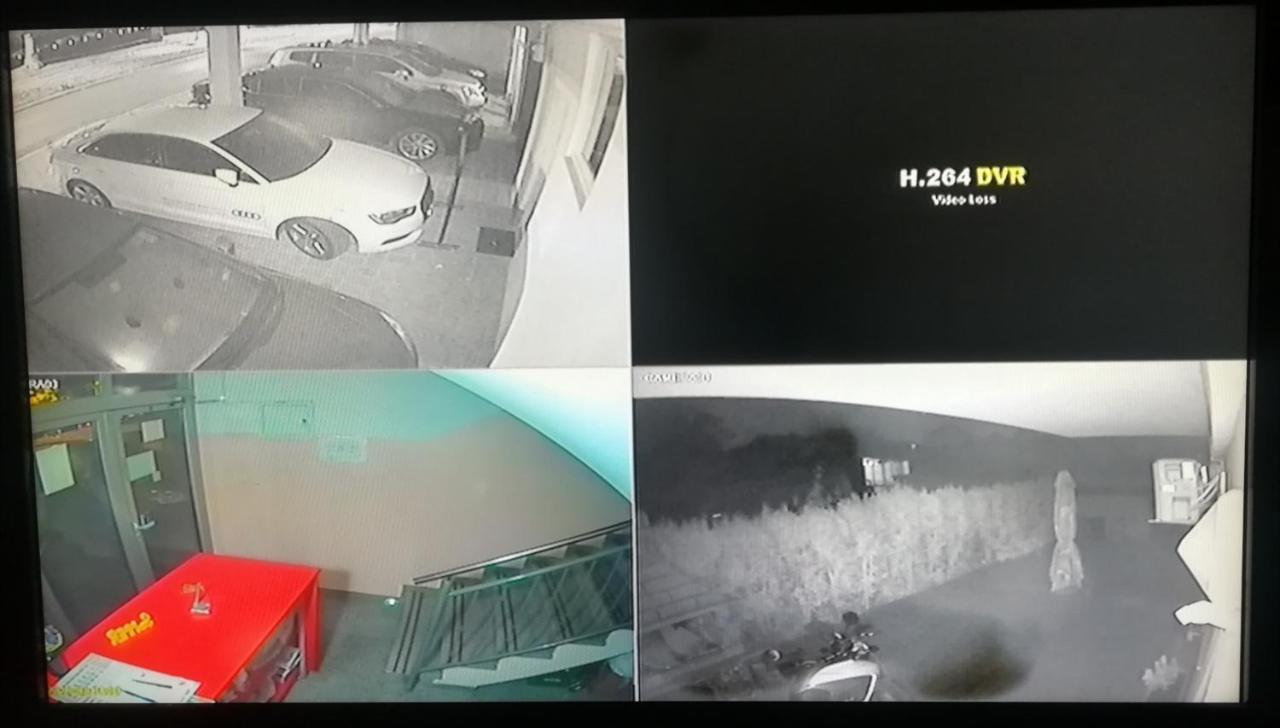 Guesthouse Sava スラヴォンスキ・ブロド エクステリア 写真