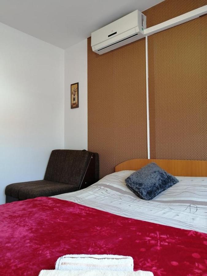 Guesthouse Sava スラヴォンスキ・ブロド エクステリア 写真